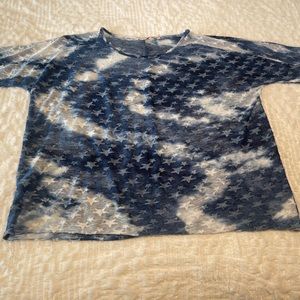 Soft Surroundings blue and white Top with star pattern L/XL